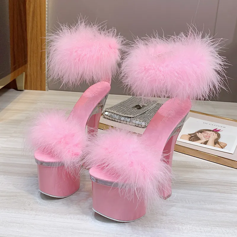 Escarpins-Plateforme-Plumes-couleur-Rose