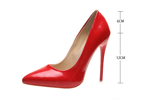 escarpins-rouge-vernis-hauts-talons-de-13-cm