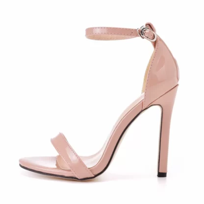 Sandales-talons-nude-avec-bride