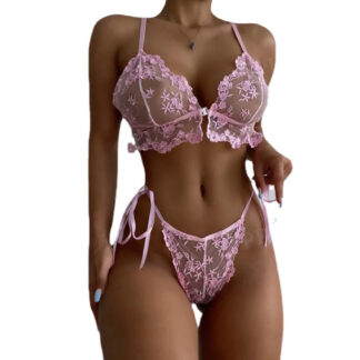 Sous-vêtements transparents en dentelle rose