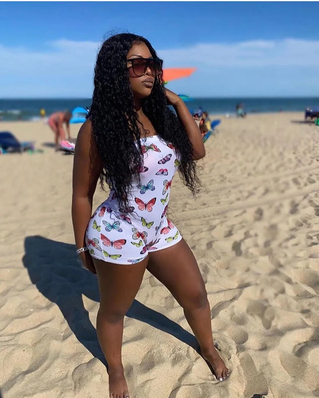 Comninaison Short. motifs papillons